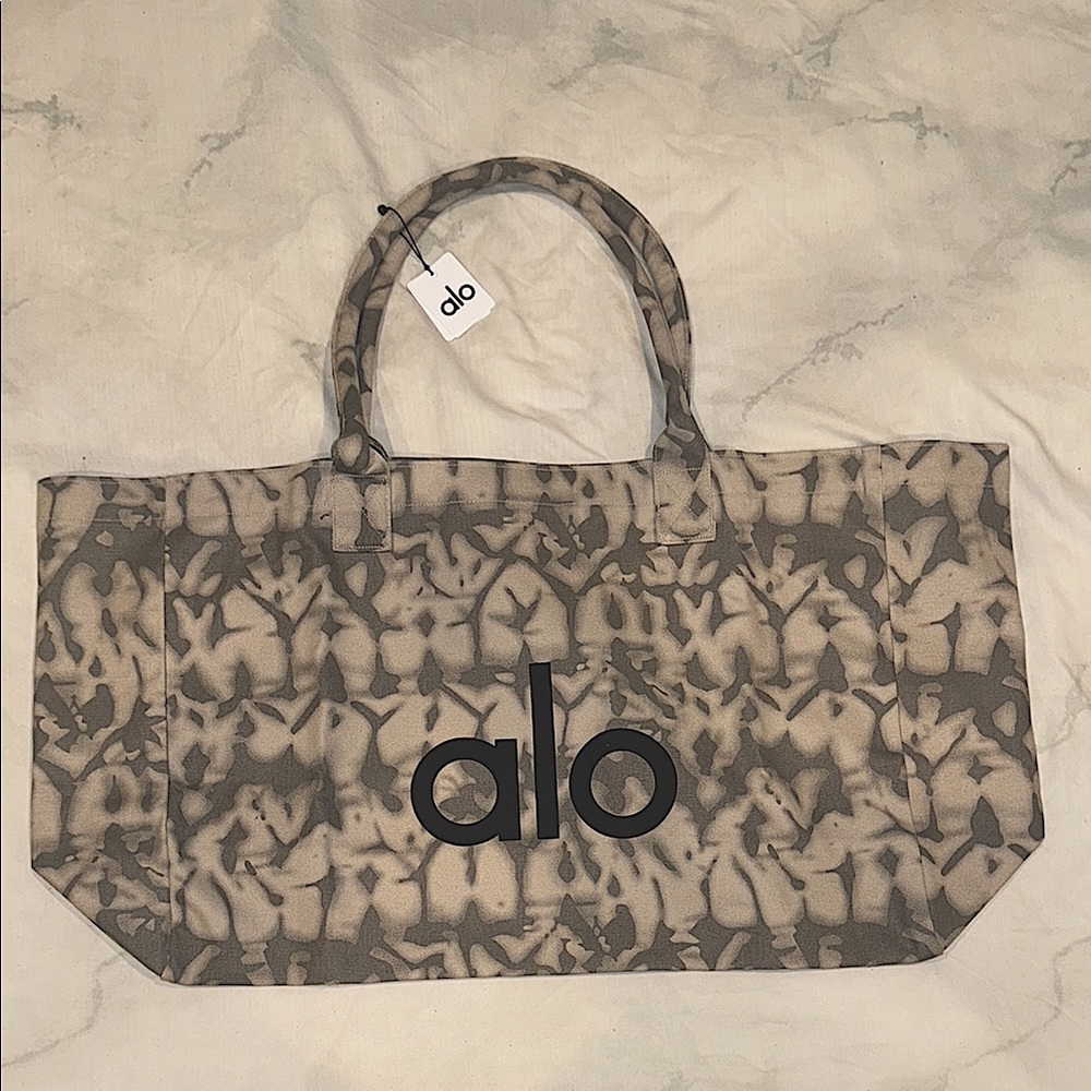 ALO Yoga Gray Women's Tote Bag